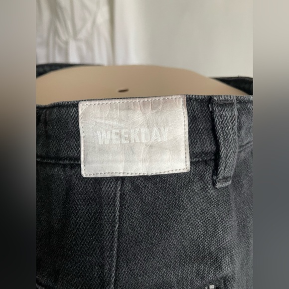 Weekday High Rise Black Jeans - Picture 8 of 8